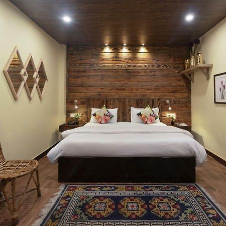Nirvana Lodge And Lounge Mussoorie Exterior foto