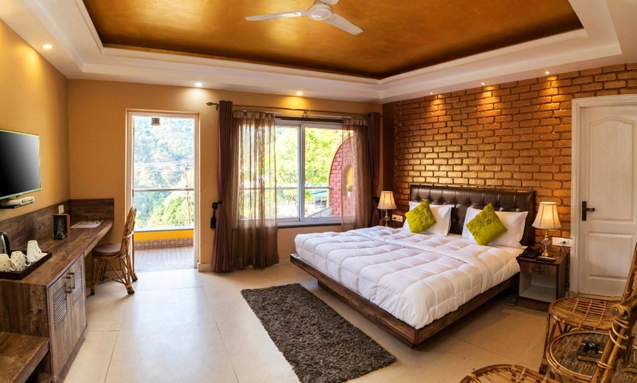 Nirvana Lodge And Lounge Mussoorie Exterior foto