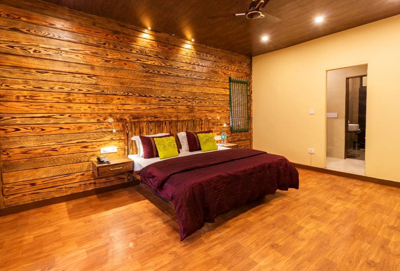 Nirvana Lodge And Lounge Mussoorie Exterior foto